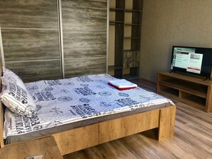 2 soverom, strykejern/-brett, wi-fi og sengetøy