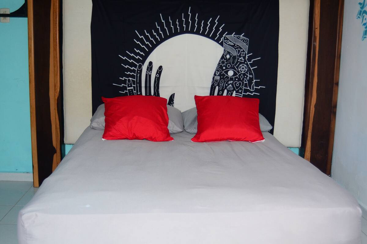 Vierbettzimmer | Kostenloses WLAN, Bettwäsche