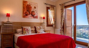 4 Schlafzimmer, Bügeleisen/Bügelbrett, kostenloses WLAN, Bettwäsche