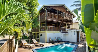 Driftwood Gardens Guesthouse