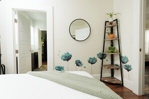 3 soverom, strykejern/-brett, reiseseng for barn og wi-fi (inkludert)