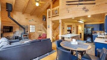 电视、壁炉、办公室