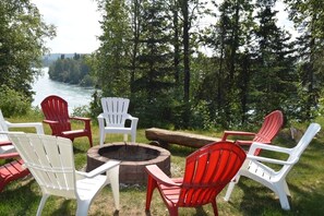Property grounds - Kenai River Hideaway (Soldotna)