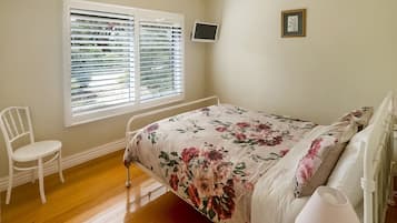 4 habitaciones, tabla de planchar con plancha y wifi gratis
