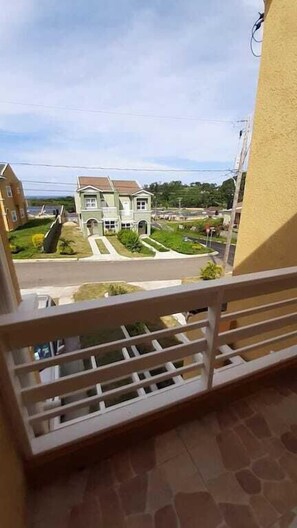 Casa adosada | Vistas del balcón