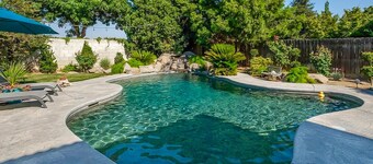 Modern house with pool - near 3 National Parks!