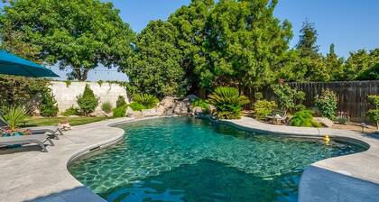 Modern house with pool - near 3 National Parks!