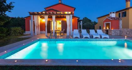 VILLA MARINA, VILLEN in VILANIJA - UMAG (Privates Schwimmbad)