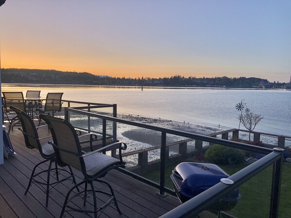 Property grounds - Directly on the water overlooking the US Navy fleet. Private boat launch. (Port Orchard)