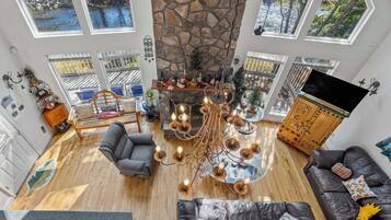 TV, fireplace, DVD player, stereo