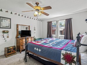 2 間睡房、熨斗/熨衫板、Wi-Fi、床單