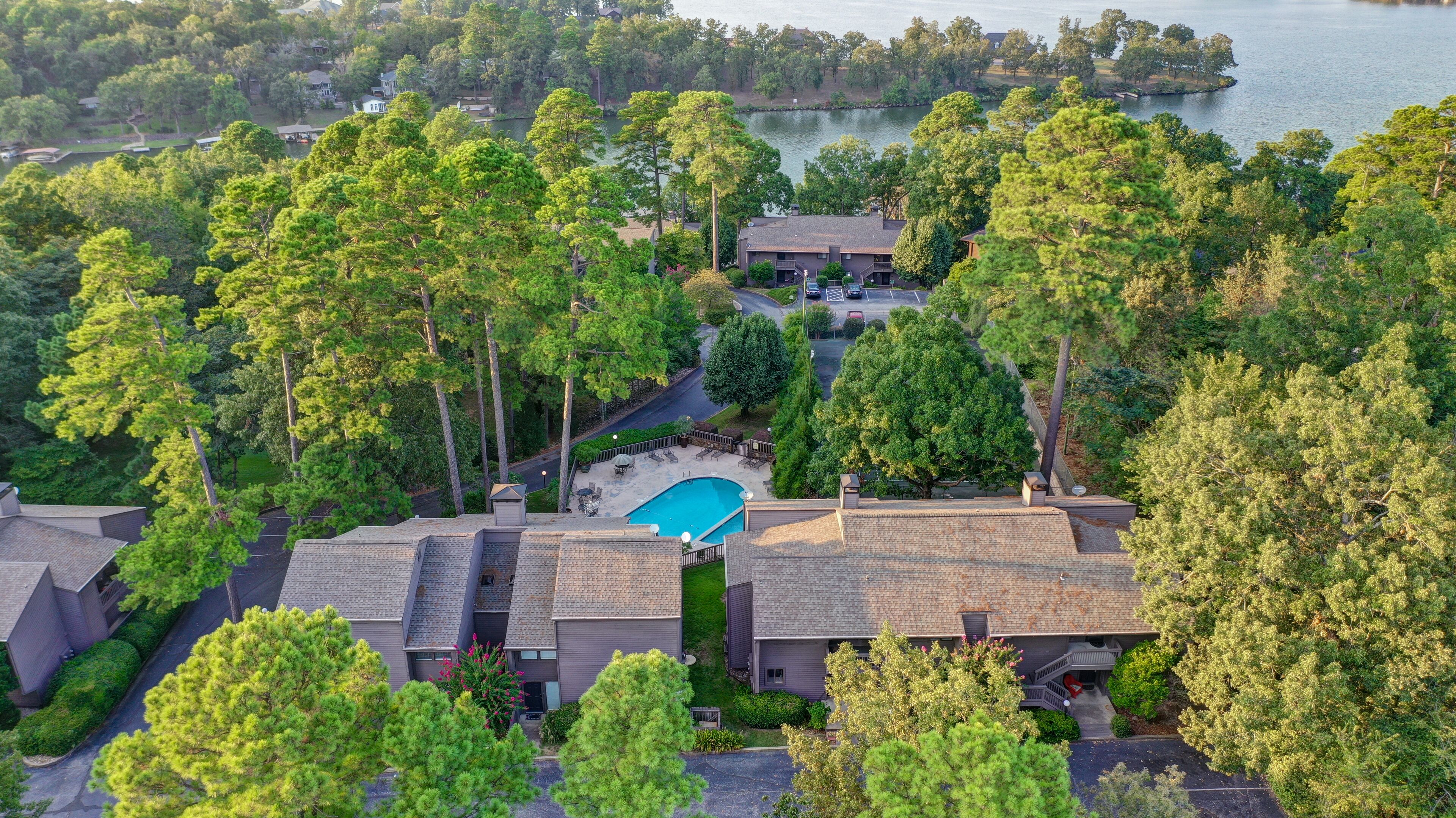 POOLSIDE Condo Perfect for a Family Getaway