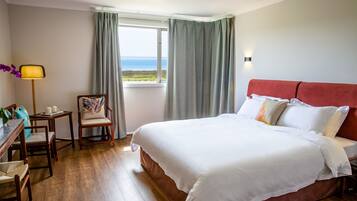 8 bedrooms, free WiFi, bed sheets