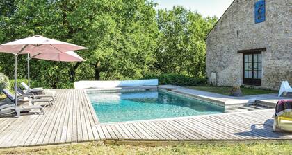 Beautiful home in Sembas