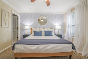 3 soverom, strykejern/-brett, wi-fi og sengetøy