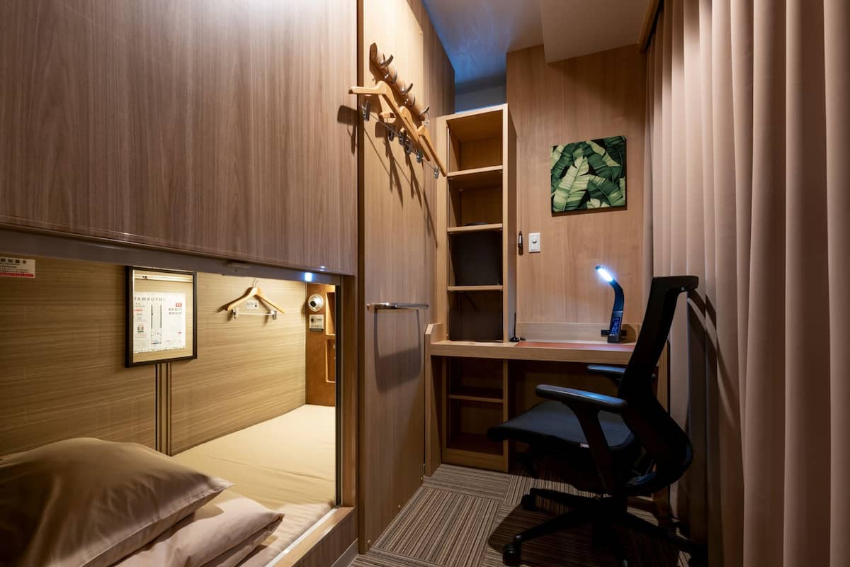 Premium-Zimmer, Nur Männer, Nichtraucher (Capsule Room)