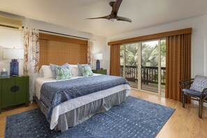 4 chambres, bureau, fer et planche à repasser, lit parapluie