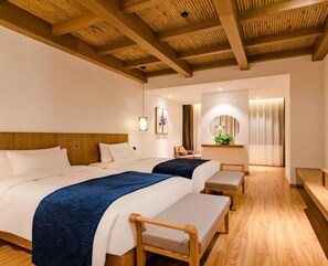 Design Twin Room (Mainland Chinese Citizen Only) | Desk, blackout curtains, free WiFi - Floral Hotel Su Pu Exhibition Center (Zhengzhou)