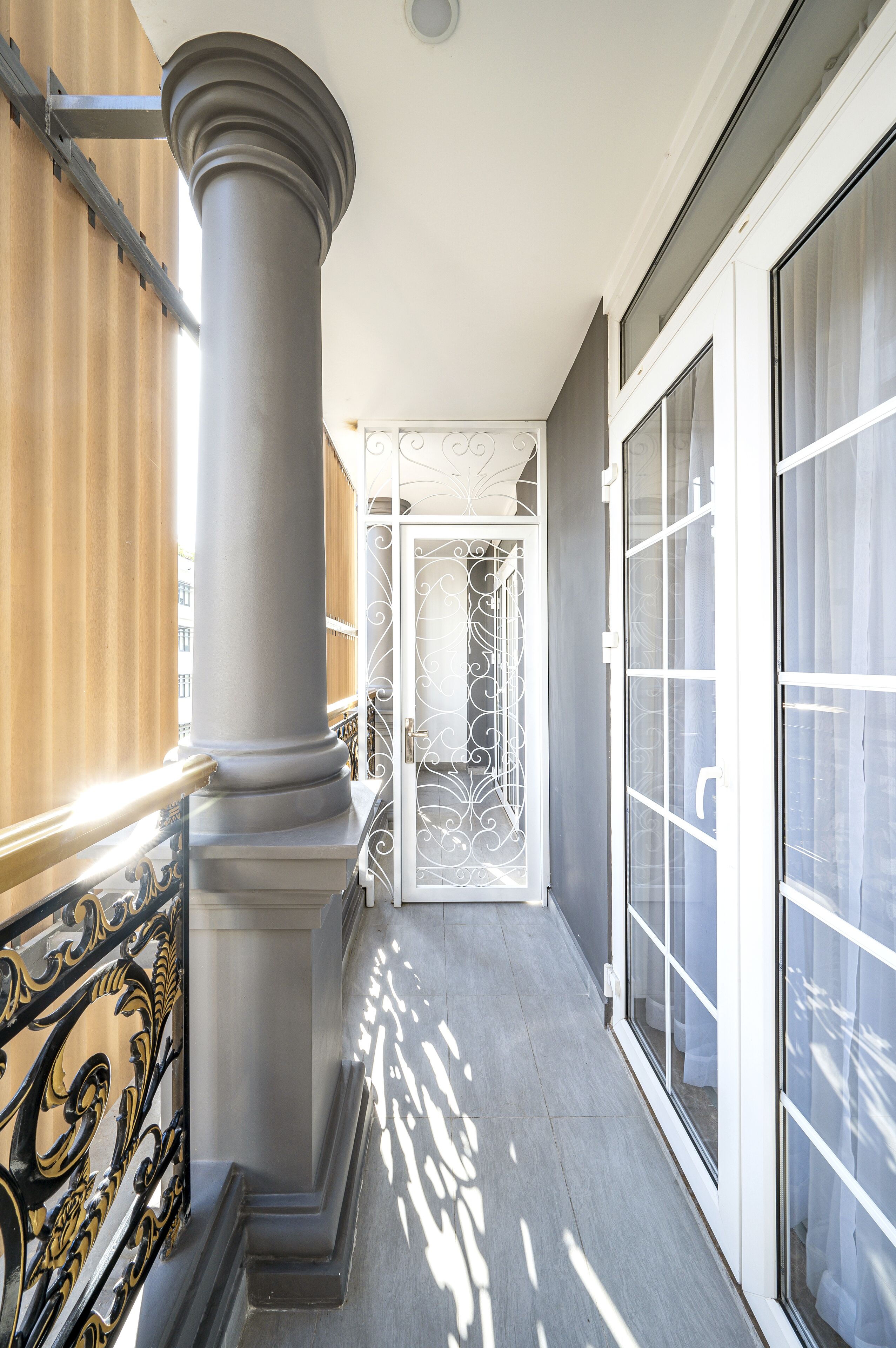 icon signature(city view)+ free afternoon tea | balcony view