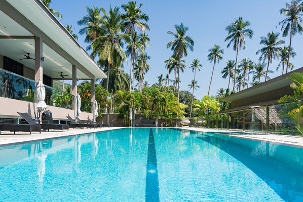 Alberca al aire libre 