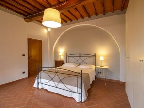 7 bedrooms, WiFi