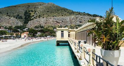 La Casa di Sara a Mondello by Wonderful Italy