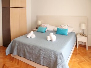 4 bedrooms, WiFi