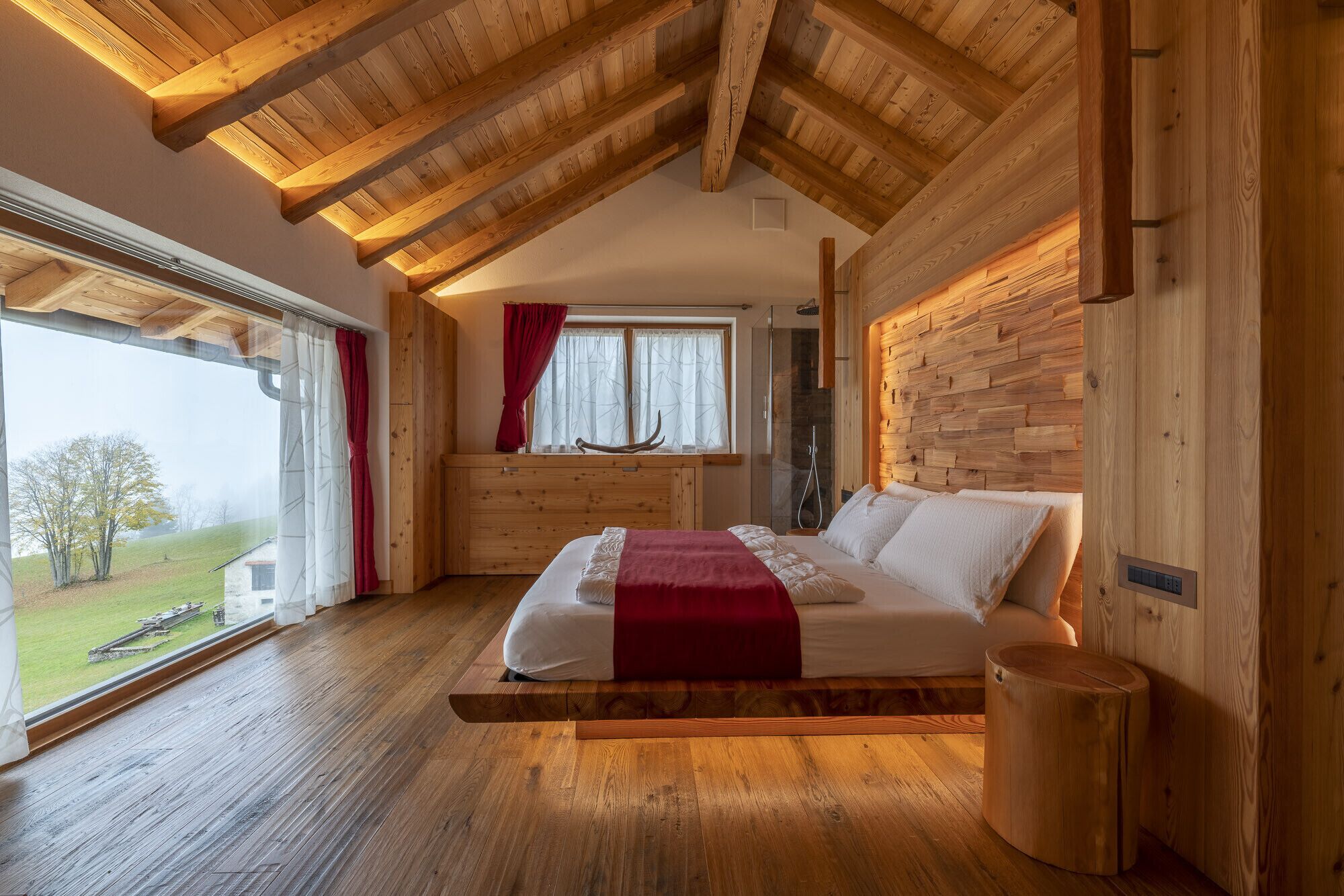 2 camere, una cassaforte in camera, Wi-Fi gratuito, lenzuola