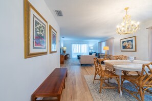 Interior - Mid-Century Private Garden Villa on Siesta Key (Sarasota)