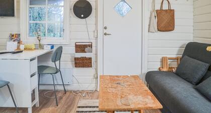 Beautiful home in Hovborg with WiFi