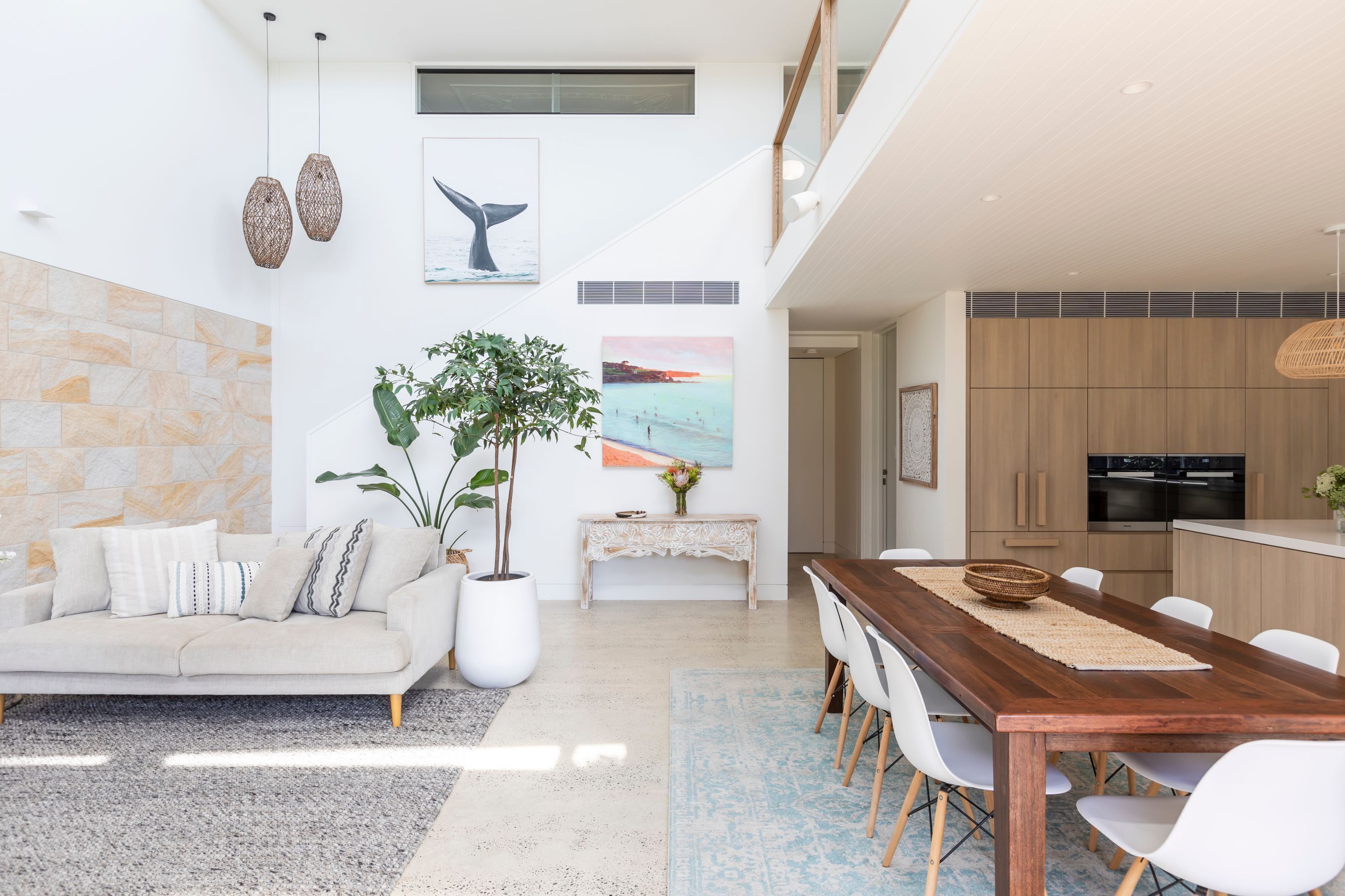 Luxury Villas Clovelly Pool Escape (Walk to the beach) — image 8