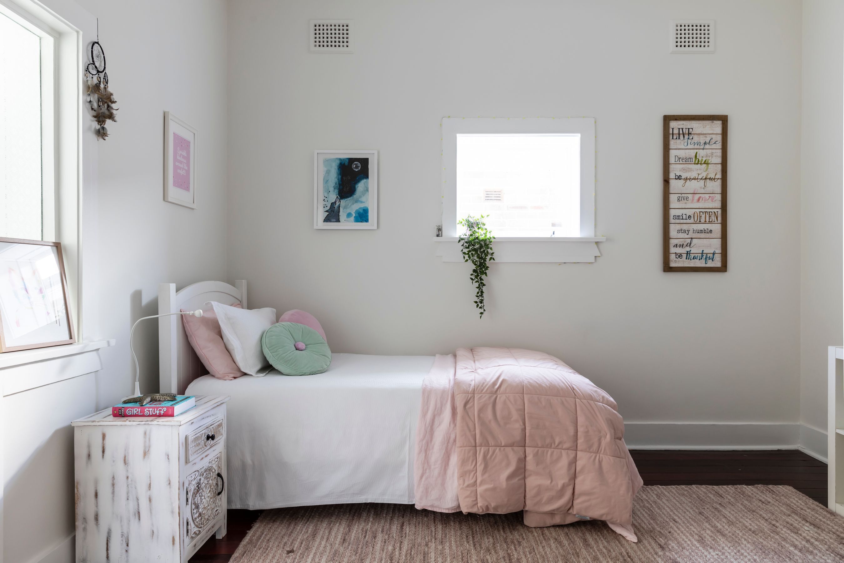 Luxury Villas Clovelly Pool Escape (Walk to the beach) — image 14