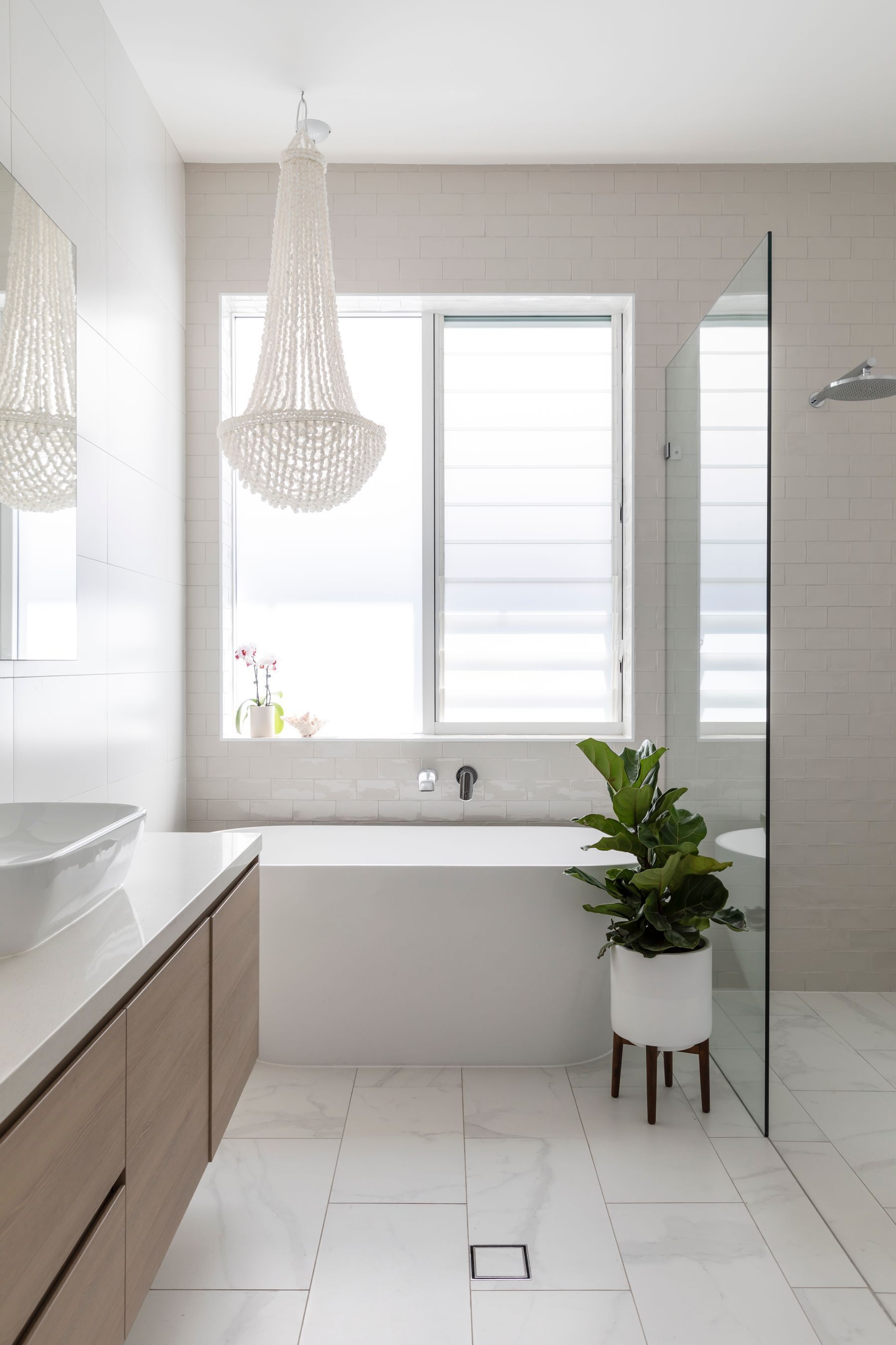 Luxury Villas Clovelly Pool Escape (Walk to the beach) — image 29