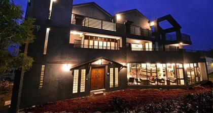 Sunlight Gallery landscape B&B