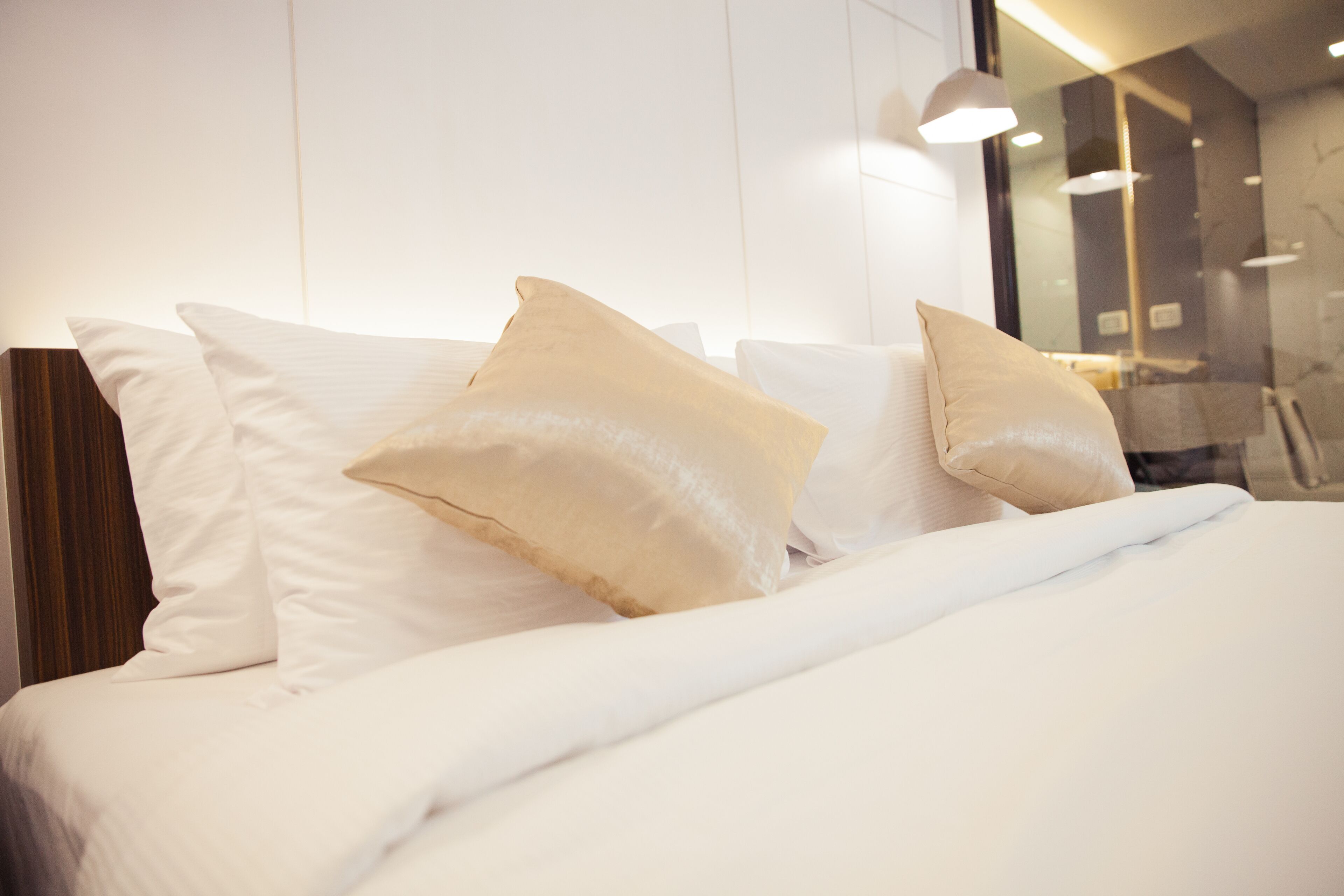 superior double room | 1 bedroom, in-room safe, desk, iron/ironing board