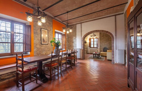 Lovely home in Montaione