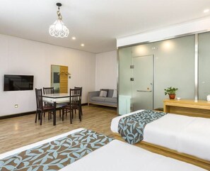 Deluxe Twin Room (Mainland Chinese Citizen Only)