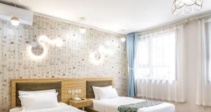 Floral Hotel The Heroes Farmyard Beijing