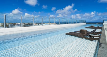 HOTEL SANSUI NAHA Ryukyu Onsen Naminoue-No-Yu