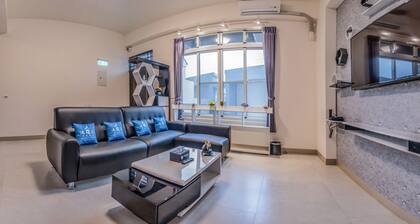 Follow Me-Travel Homestay