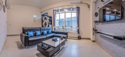 Follow Me-Travel Homestay