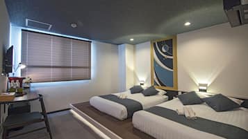 Japanese Style Luxury Family Room | Desk, laptop workspace, free WiFi