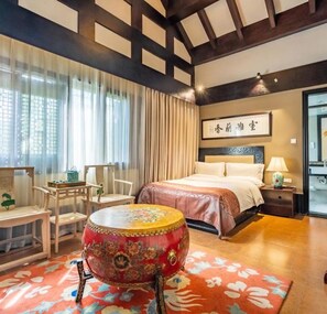 Deluxe Double Room (Mainland Chinese Citizen Only) | Free WiFi - Floral Hotel The Upper House Pingle (Chengdu)