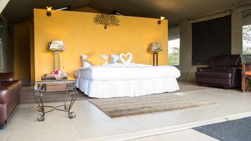 Tente Supérieure | 1 chambre, coffres-forts dans les chambres, bureau