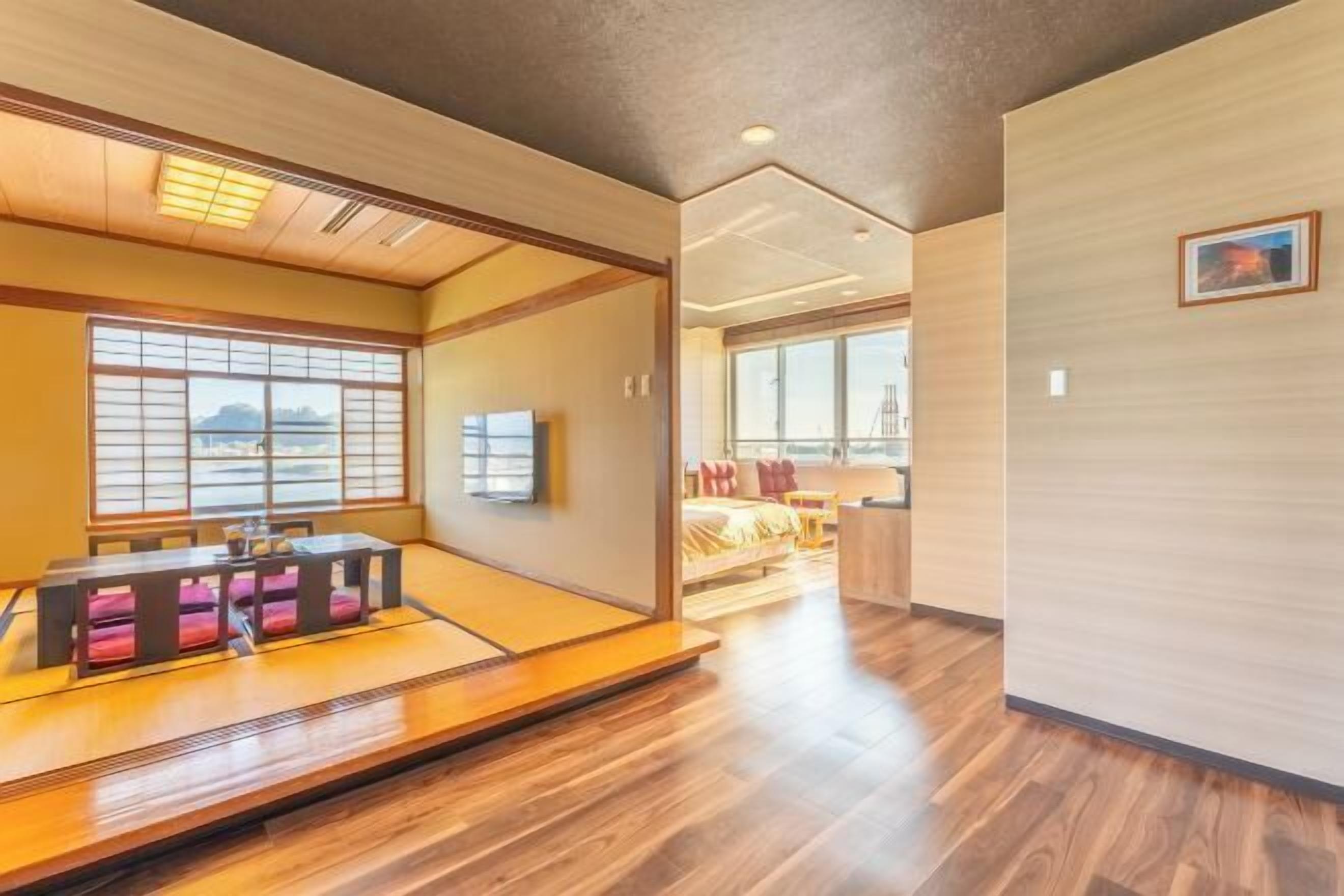 In-room safe, desk, free WiFi, bed sheets