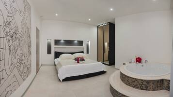 5 bedrooms, desk, iron/ironing board, free WiFi
