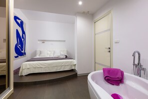 Biệt thự, hồ bơi riêng | 5 phòng ngủ, bàn, bàn ủi/dụng cụ ủi quần áo 