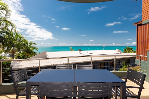 Appartement, 3 chambres | Vue du balcon