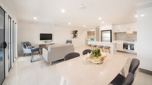 Apartment, 3 Bedrooms | Living area | Smart TV - Airlie on Main Street - Airlie Beach (Airlie Beach)