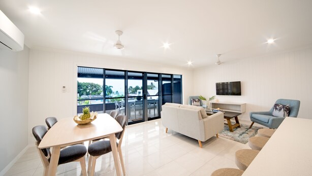 Apartment, 3 Bedrooms | In-room dining - Airlie on Main Street - Airlie Beach (Airlie Beach)